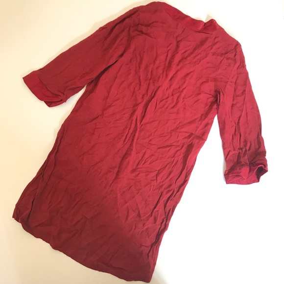 H&M Solid Red 3/4 Sleeve Slit Sides Tunic Top Sz 2 - Picture 4 of 4
